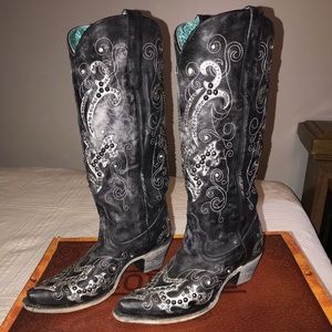 Corral boots